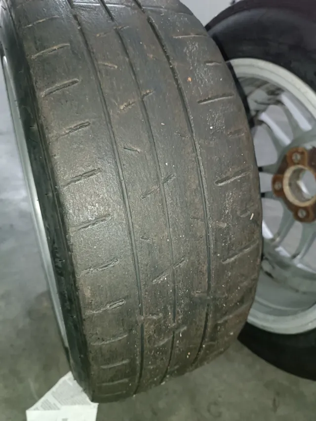 Neumáticos Hankook 15 T53