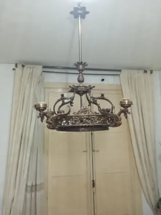 Lámpara de araña de bronce