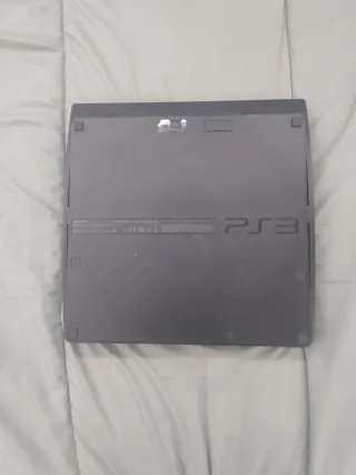 PlayStation 3 Slim Cefeuvedovlë