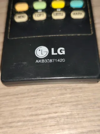Mando a distancia LG AKB33871420