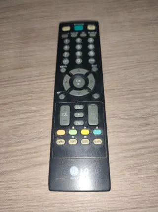 Mando a distancia LG AKB33871420