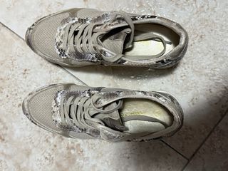 Sneakers beige e oro donna taglia 37