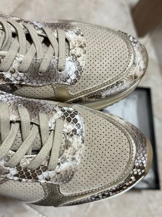 Sneakers beige e oro donna taglia 37
