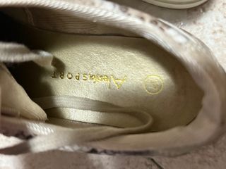 Sneakers beige e oro donna taglia 37