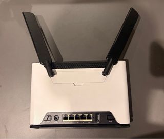 Router Mikrotik Chateau LTE18 AX