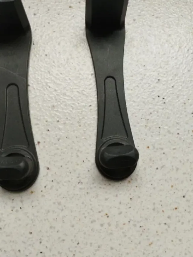 ENGANCHES GRAPAS FORD FOCUS 2 ALFOMBRILLAS ST RS