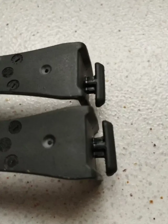 ENGANCHES GRAPAS FORD FOCUS 2 ALFOMBRILLAS ST RS