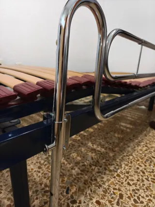 Cama articulada 90 con barandilla de seguridad