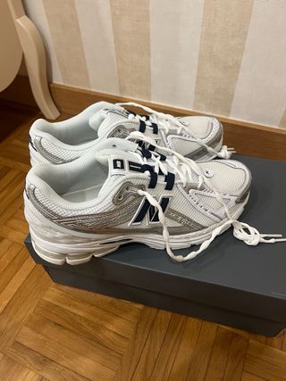 New Balance 1906 Plata/Blanco