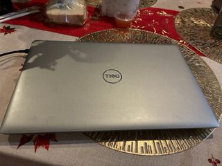 Portátil Dell Plata