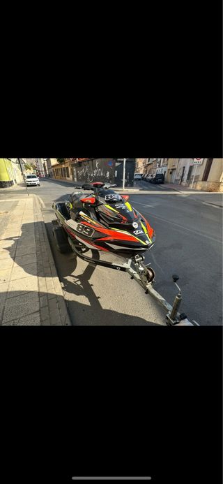 Moto acuática RXT-XRS 300 CV