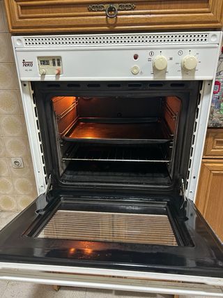 Horno Teka Blanco HE-610