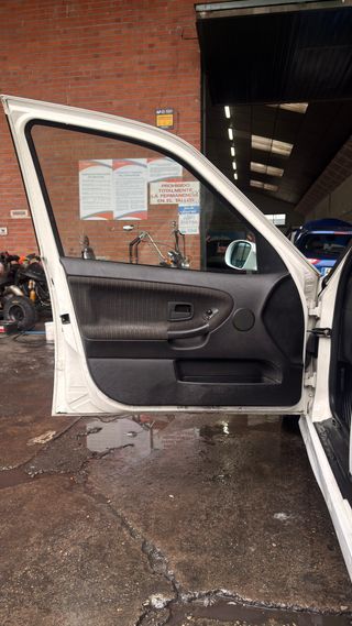 BMW Serie 3 E36 318is Berlina Histórico