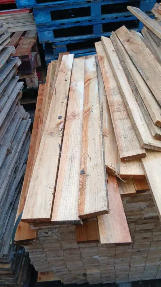 Tablas de madera para construcción