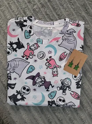 Camiseta y pendientes The Nightmare Before Christm