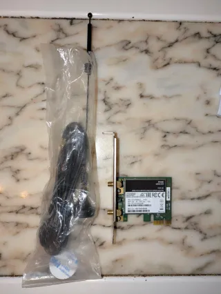 Sapphire RX580 4GB + Intel Core i3 8100 3.6GHz