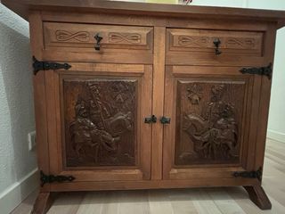 Mueble colonial madera tallada