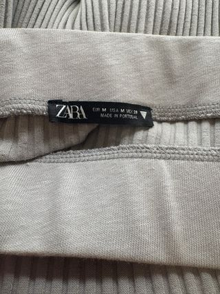 Falda larga Zara canalé gris