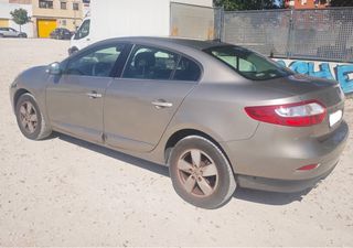 Renault Fluence 2010-106.000 km