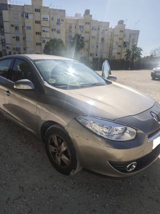 Renault Fluence 2010-106.000 km