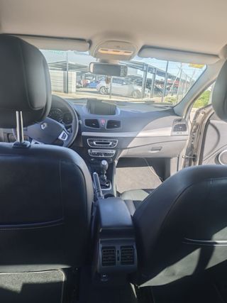 Renault Fluence 2010-106.000 km