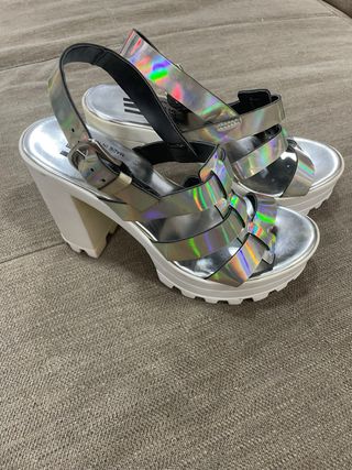 Sandália Plataforma Holográfica Nr 37