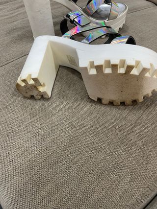 Sandália Plataforma Holográfica Nr 37