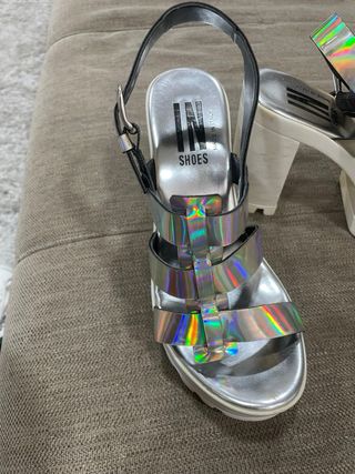 Sandália Plataforma Holográfica Nr 37