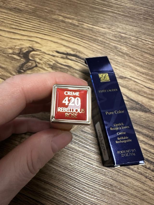 Estee Lauder Pure Color 420. No negociable