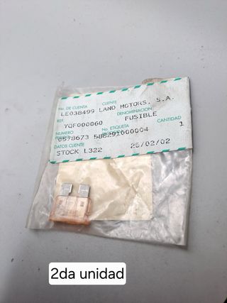 YQF000060 2 x Fusible Range Rover L322