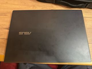 Ordenador portátil Asus V16 Negro