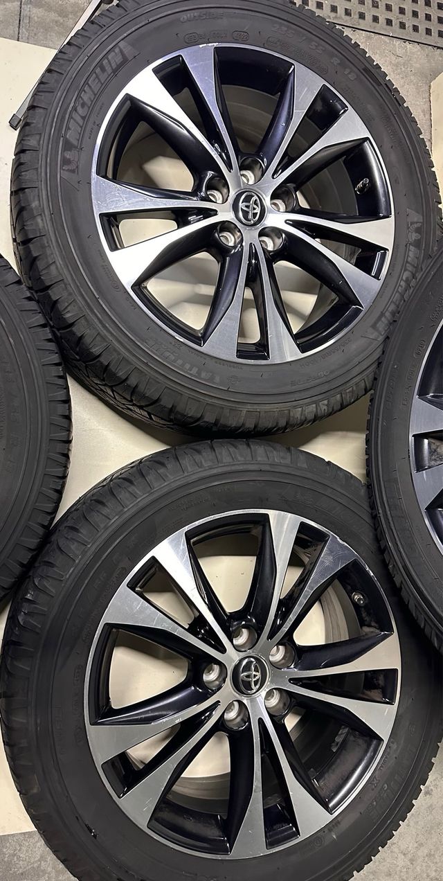 Llantas Toyota RAV4 18 pulgadas
