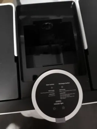 Eureka J20 Robot Aspirador