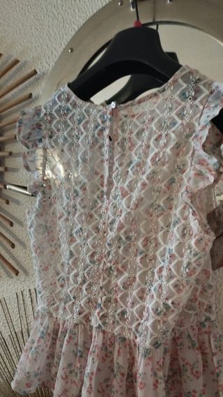 Top Stradivarius Rosa Floral Volantes Talla S