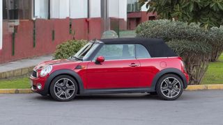MINI Cooper Cabrio 2010