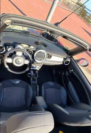 MINI Cooper Cabrio 2010