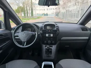 Opel Zafira 2010