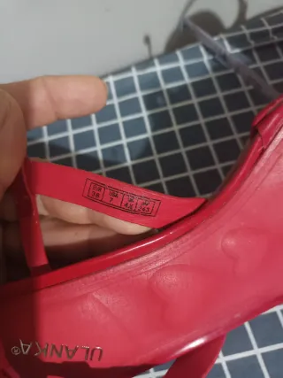 Sandalias Ulanka Rojas Talla 38