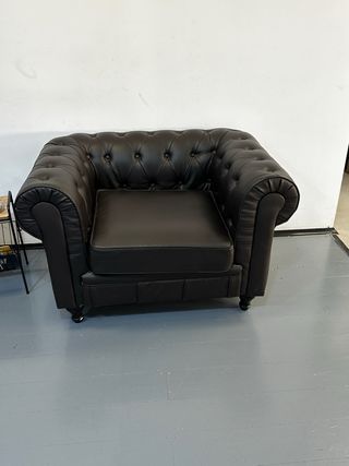 Sofá Chester de Poli Piel Marrón