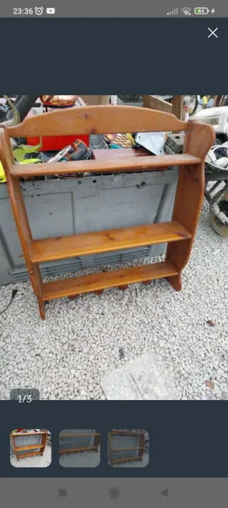 Estantería de madera