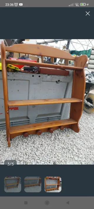 Estantería de madera