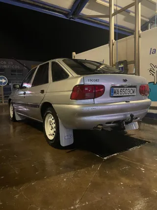Ford Escort 1998