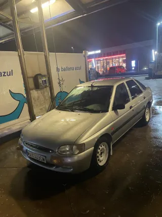 Ford Escort 1998