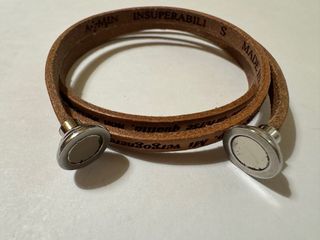 Bracciale Amen in pelle con chiusura magnetica