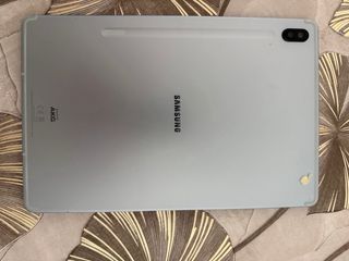 Samsung Galaxy Tab S7 averiada