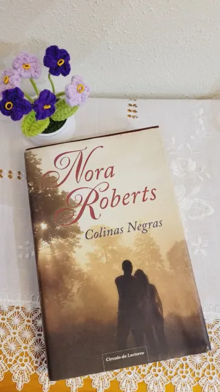 Novela Nora Roberts "Colinas Negras"