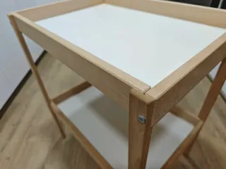 Cambiador bebé Ikea Sniglar madera/blanco