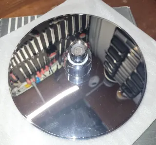 Coluna de chuveiro em metal