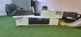 Mueble salón blanco y marrón