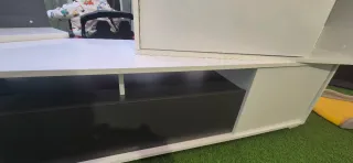 Mueble salón blanco y marrón